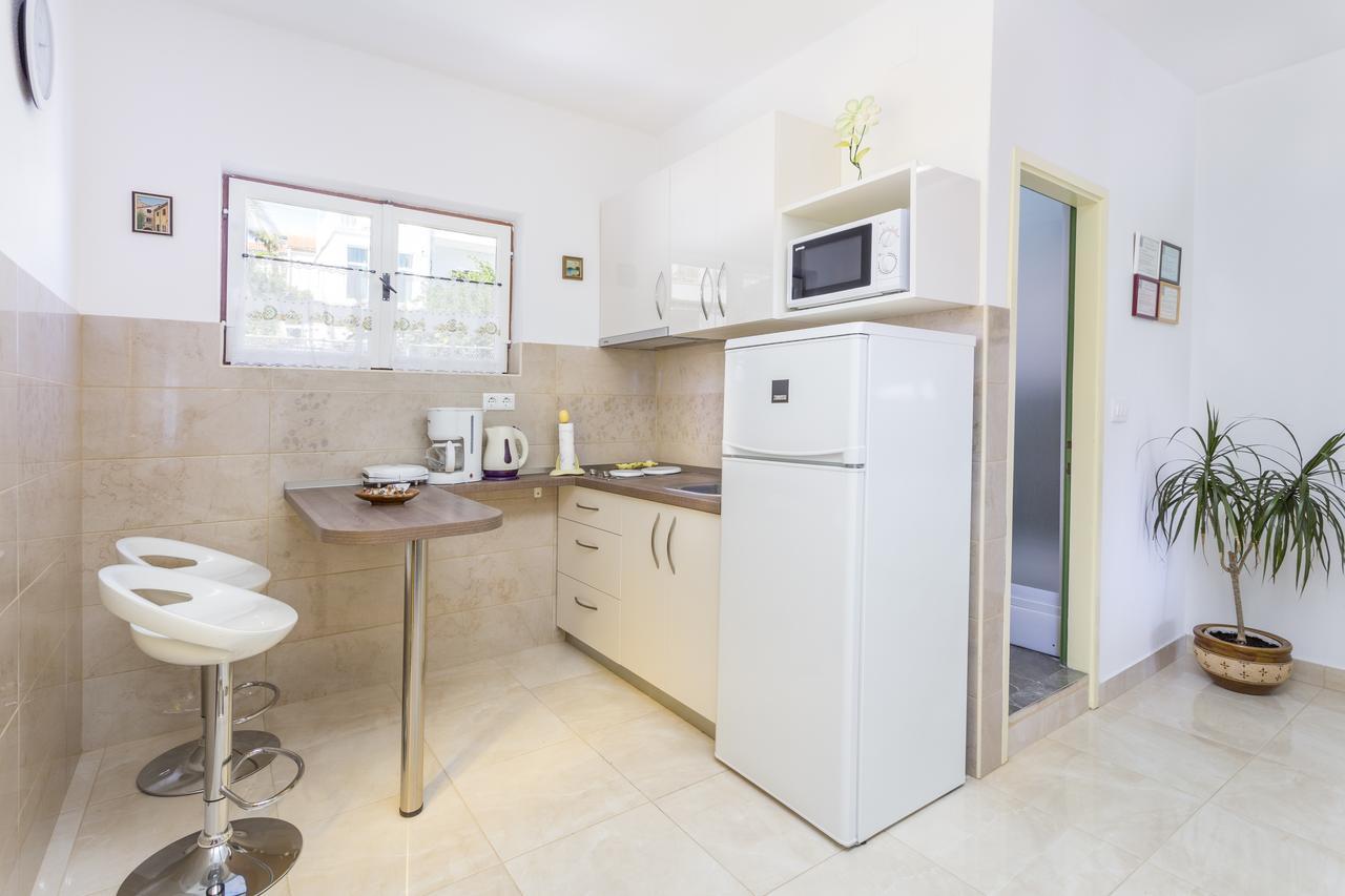 Apartmani Luna Hvar Town Buitenkant foto