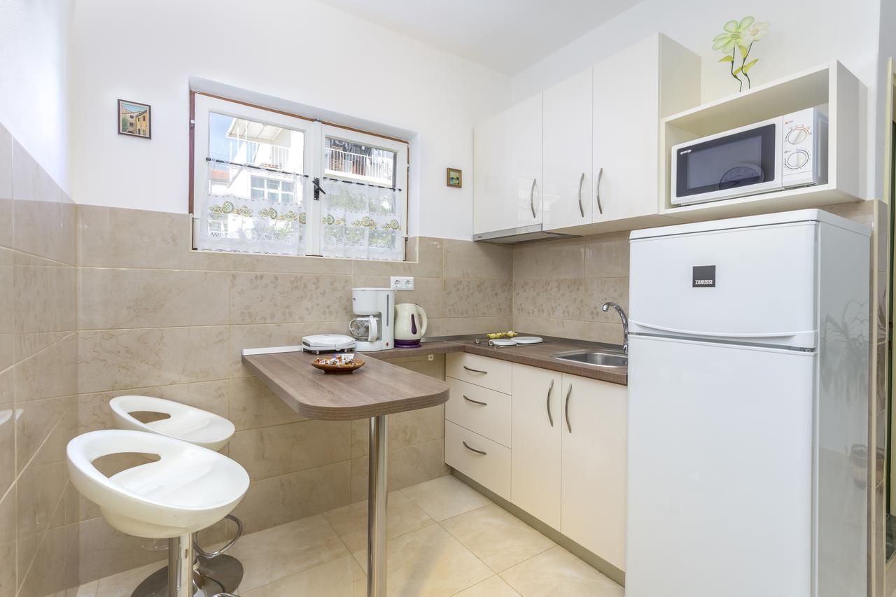 Apartmani Luna Hvar Town Buitenkant foto