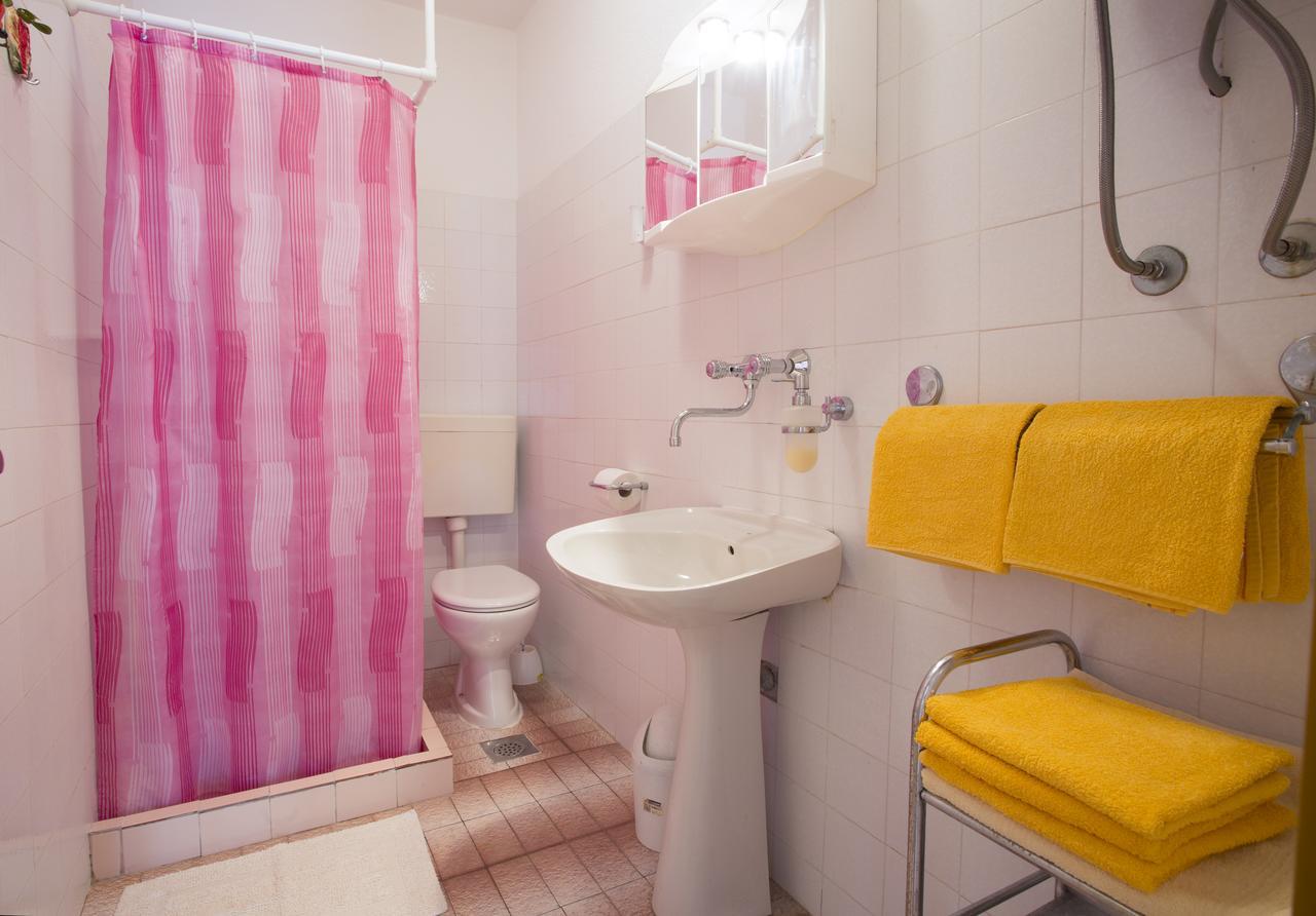 Apartmani Luna Hvar Town Buitenkant foto