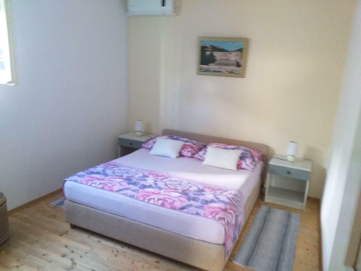 Apartmani Luna Hvar Town Buitenkant foto